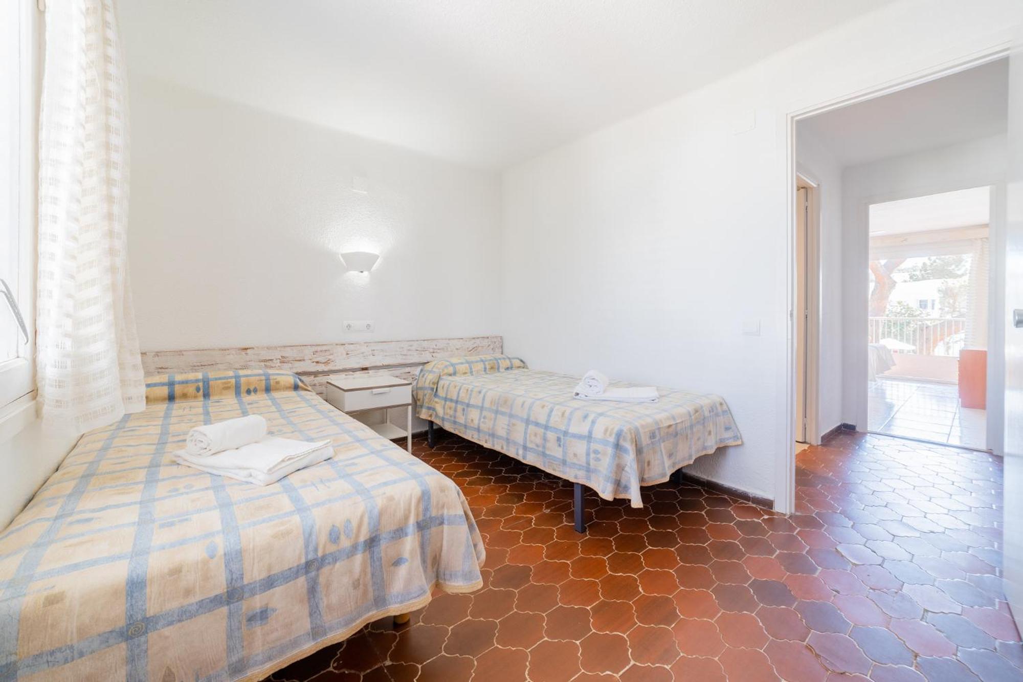 Atlas Apartments Ibiza Santa Eularia des Riu Ngoại thất bức ảnh