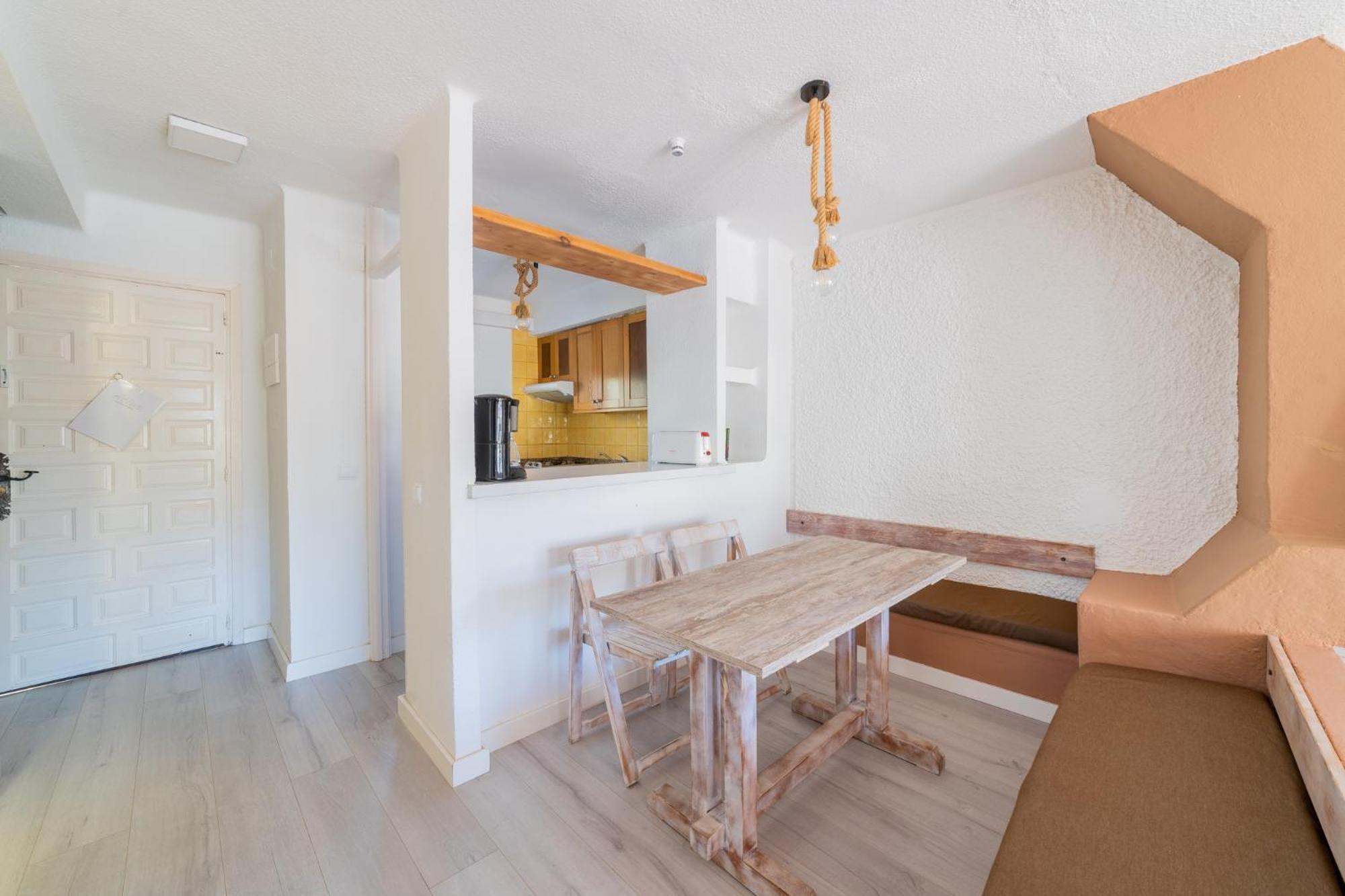 Atlas Apartments Ibiza Santa Eularia des Riu Ngoại thất bức ảnh