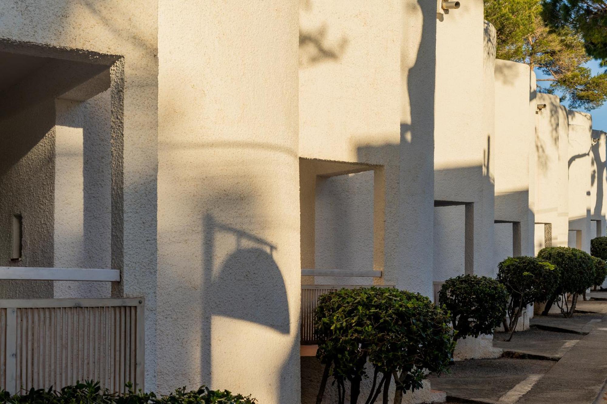 Atlas Apartments Ibiza Santa Eularia des Riu Ngoại thất bức ảnh
