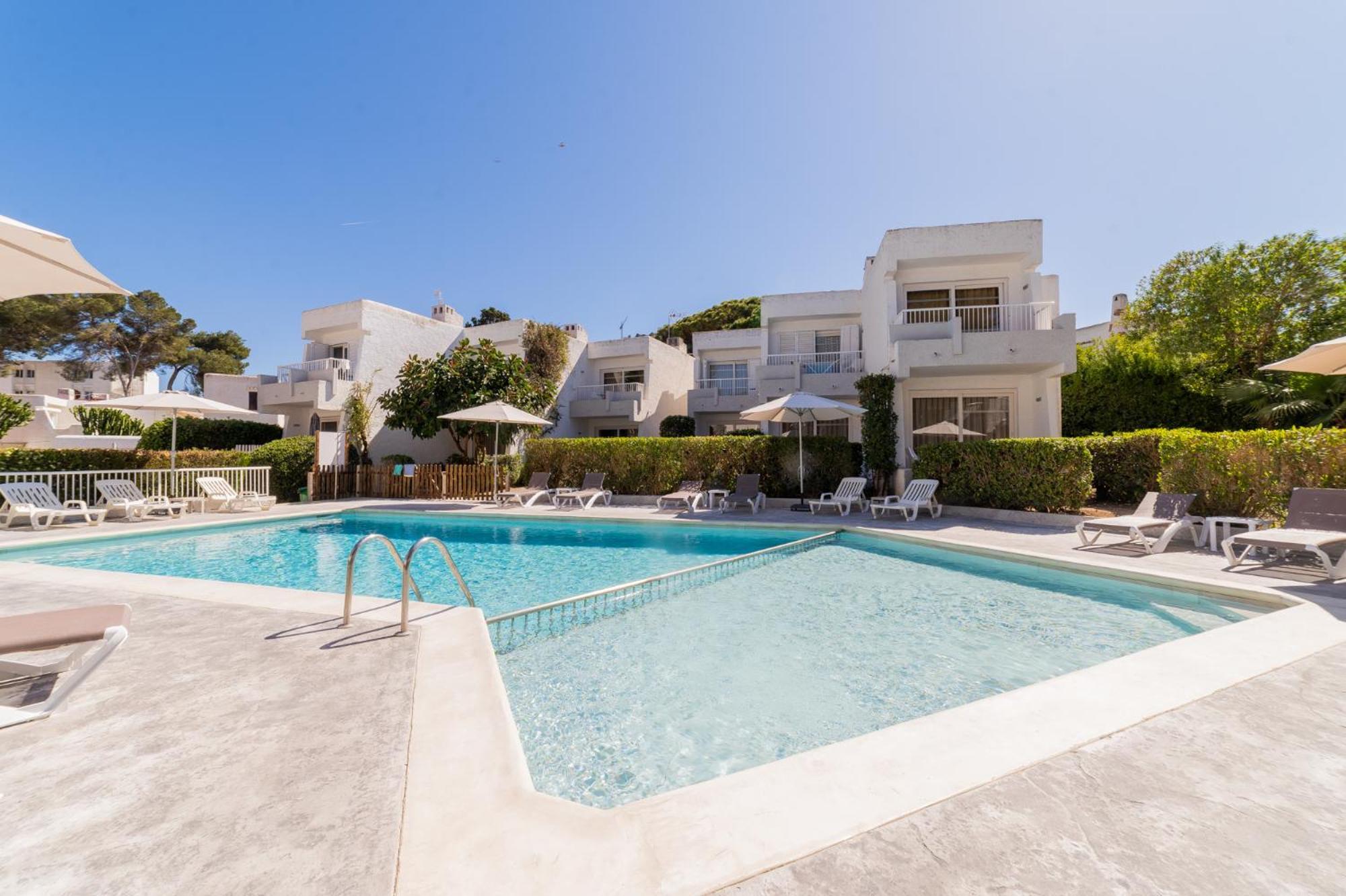 Atlas Apartments Ibiza Santa Eularia des Riu Ngoại thất bức ảnh